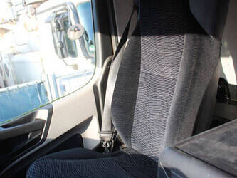 2014-mercedes-benz-antos-2540-1449068-46910404