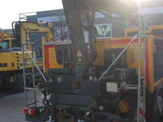 2014-mercedes-benz-antos-2540-1449069-46910434