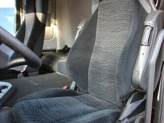 2014-mercedes-benz-antos-2540-1449070-46910488