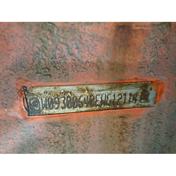 2014 GROVE GMK 6300 L-46910840