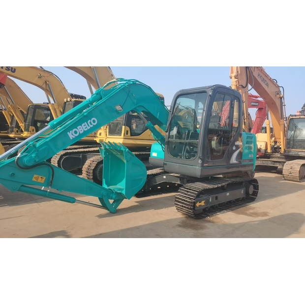 2022 كوبيلكو SK75-8-46911348