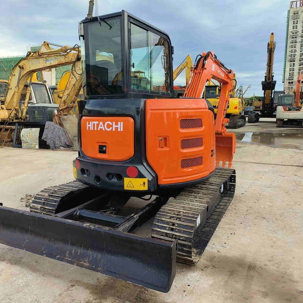 2023 هيتاشى ZX55UR-46911640