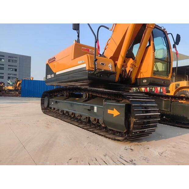 2023 Hyundai R220LC-7-46911697