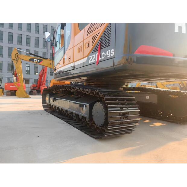 2023 Hyundai R220LC-7-46911698