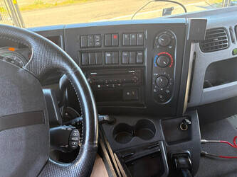 2017-renault-d-1449145-46912313