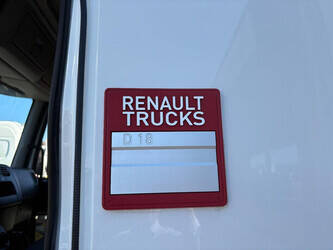 2017-renault-d-1449145-46912322