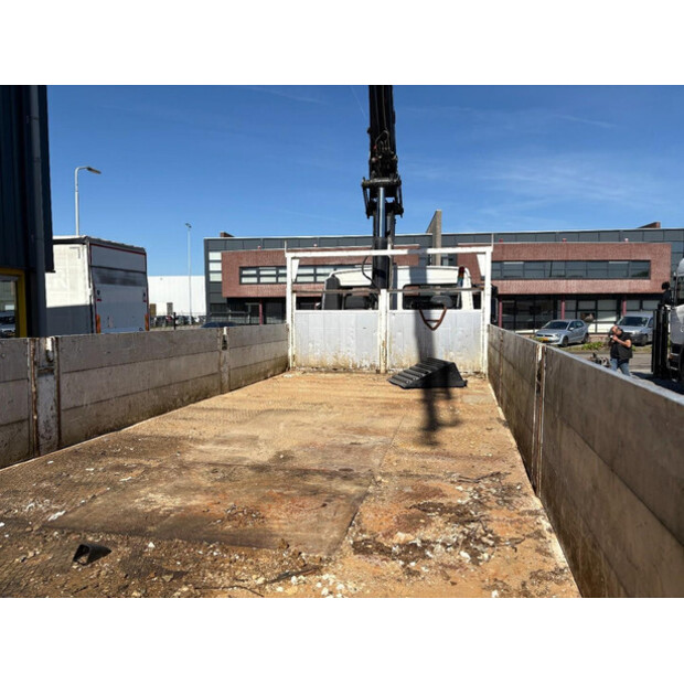 2003 Volvo FL220-46912340