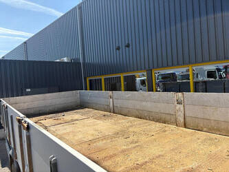 2003-volvo-fl220-1449146-46912348