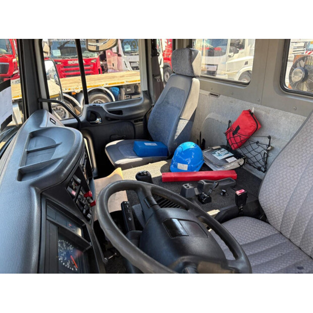 2003 Volvo FL220-46912360