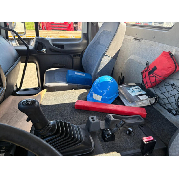 2003 Volvo FL220-46912364