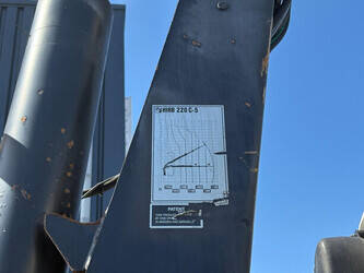 2003-volvo-fl220-1449146-46912365