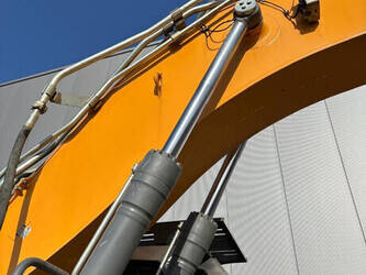 2021-liebherr-r-945-1449164-46912969