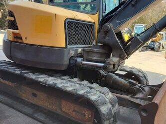 2016-volvo-ecr88d-1448989-46926609