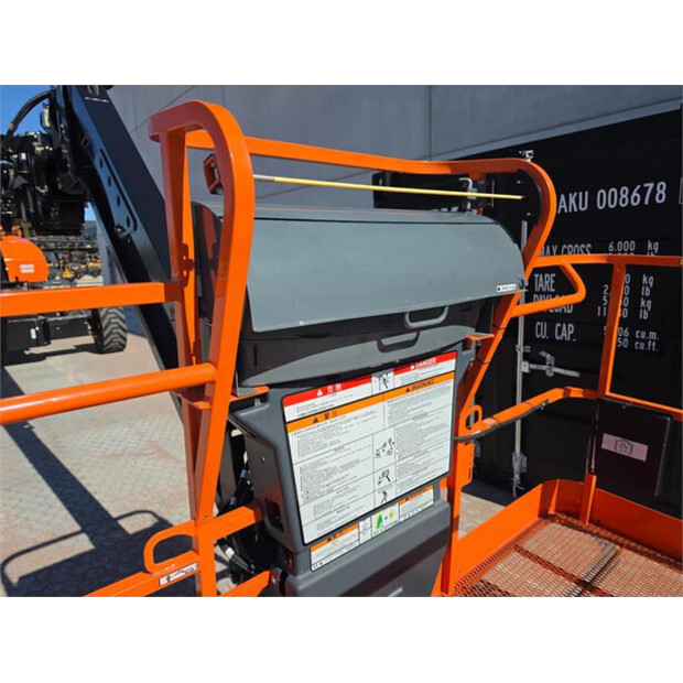 2025 JLG 1350SJP-46928386