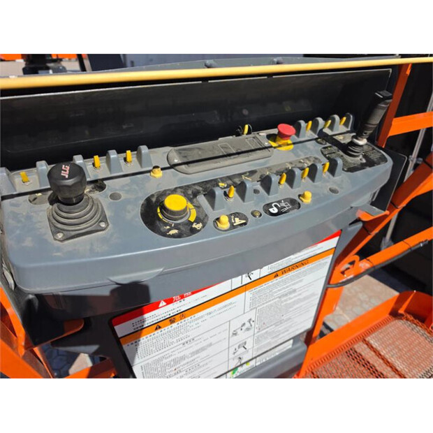 2025 JLG 1350SJP-46928387