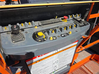 2025-jlg-1350sjp-1449221-46928387