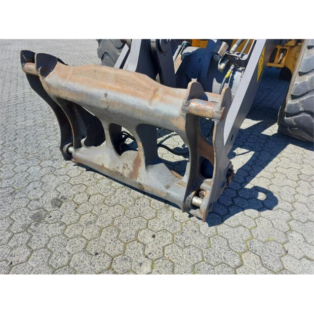 2011 Volvo L110F-46928420