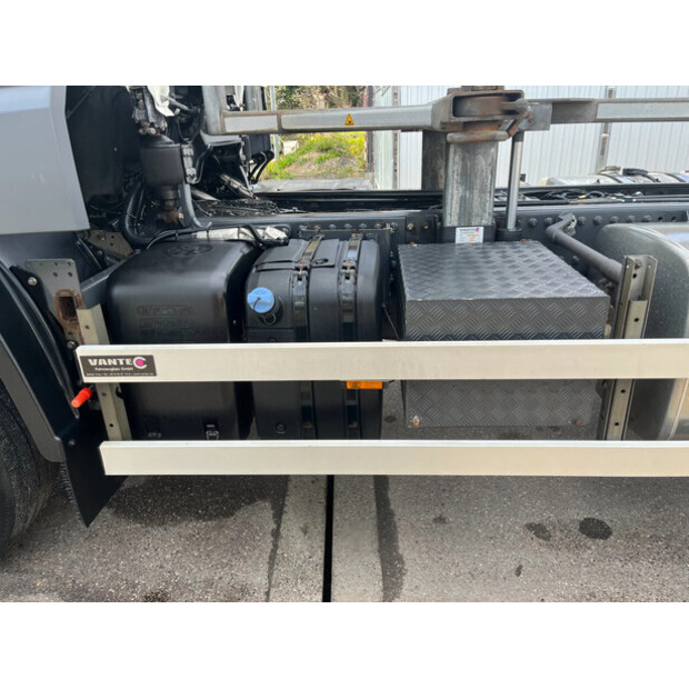 2019 داف XF 106.450 SSC-46929022