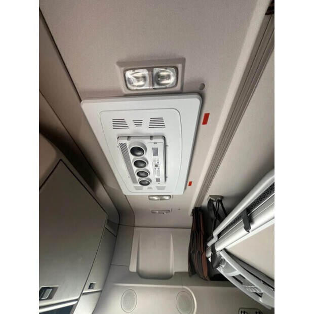 2019 داف XF 106.450 SSC-46929040