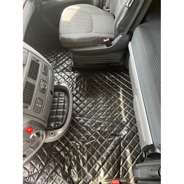 2019 داف XF 106.450 SSC-46929041