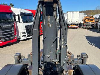 2013-scania-r500-1446895-46929097