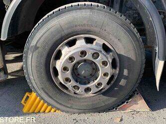 2007-mercedes-benz-3241-1449257-46942185