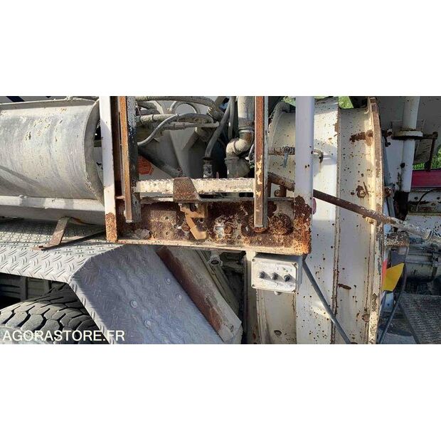 2007 Mercedes-Benz 3241-46942200