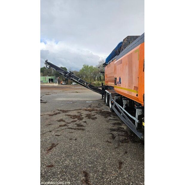 2017 برونار MPB 18.47-46942253