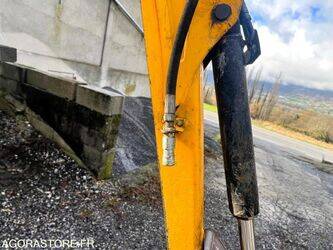 2010-jcb-8035-46942293