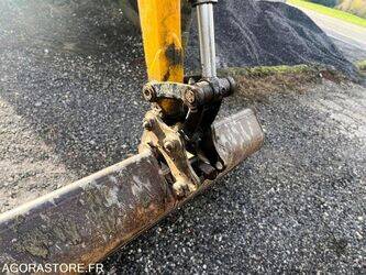 2010-jcb-8035-46942294