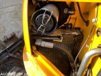 2010-jcb-8035-46942300