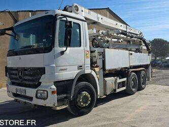 Image for Concrete Pumps 2009 Mercedes-Benz 2632