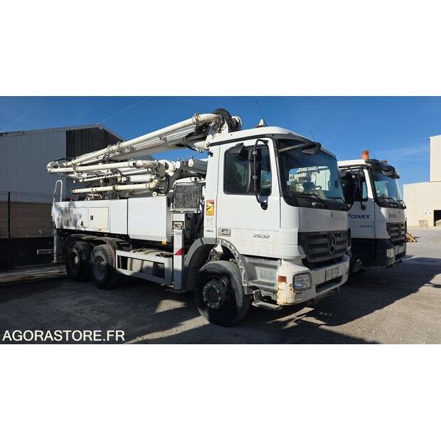 2009 Mercedes-Benz 2632-46942404