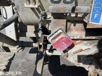 2009-mercedes-benz-2632-1449262-46942418