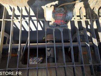 2009-mercedes-benz-2632-1449262-46942422