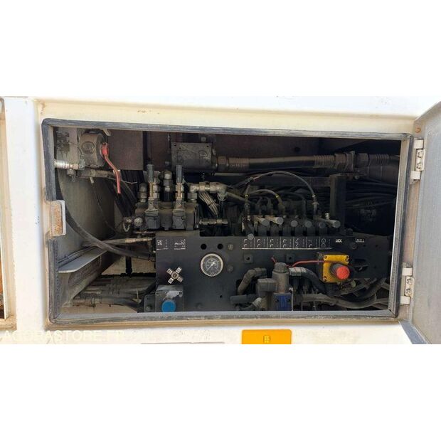 2009 Mercedes-Benz 2632-46942425