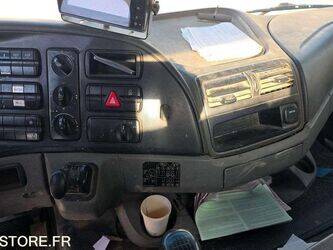 2009-mercedes-benz-2632-1449262-46942429