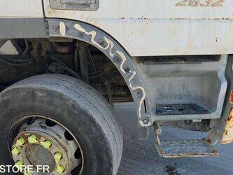 2009-mercedes-benz-2632-1449262-46942440