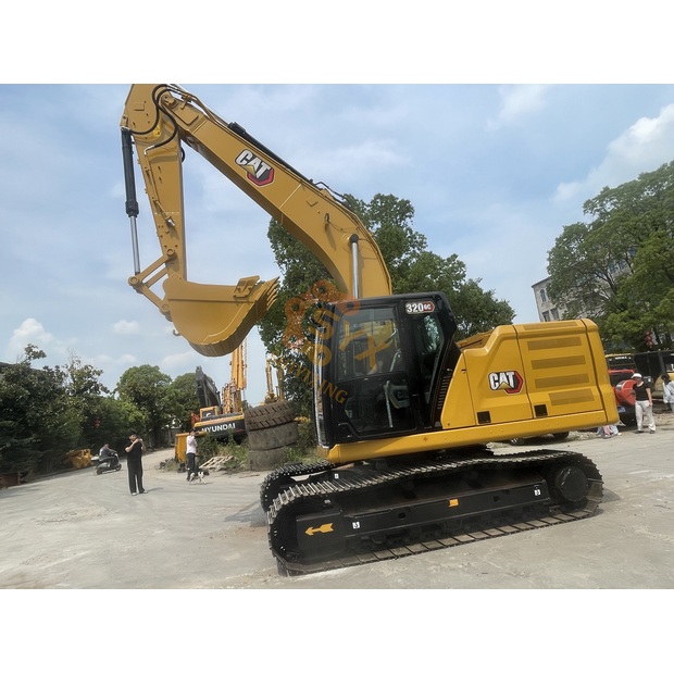 2024 Caterpillar 320GC-46943819