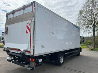 2017-iveco-eurocargo-140e250-1290769-46943875