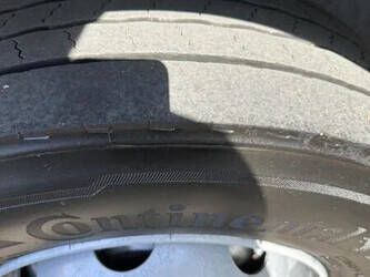 2017-iveco-eurocargo-140e250-1290769-46943882