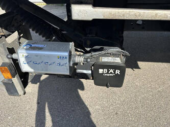 2017-iveco-eurocargo-140e250-1290769-46943889