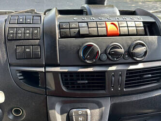 2017-iveco-eurocargo-140e250-1290769-46943898