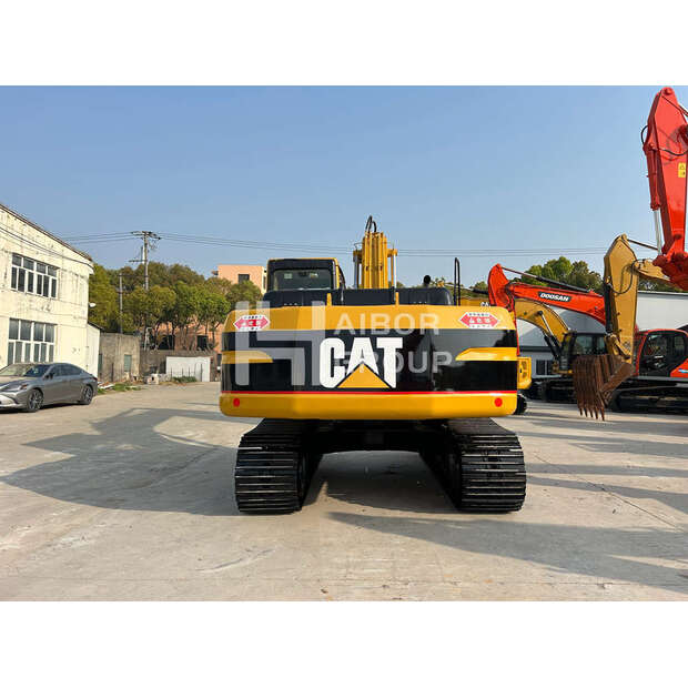 2023 كاتربيلر 320B-46943999