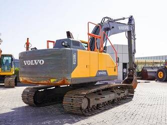2020-volvo-ec220el-1449292-46944103