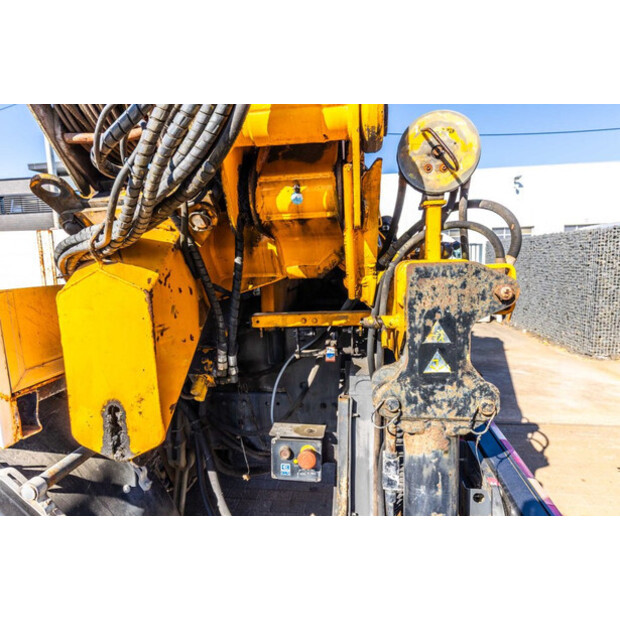 2011 Mercedes-Benz Axor 2529-46944398