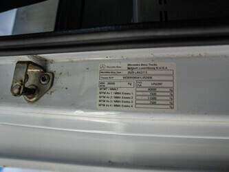 2011-mercedes-benz-axor-2529-1290783-46944413