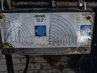 2011-mercedes-benz-axor-2529-1290783-46944415