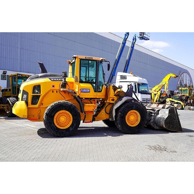 2017 Volvo L70H-46944737
