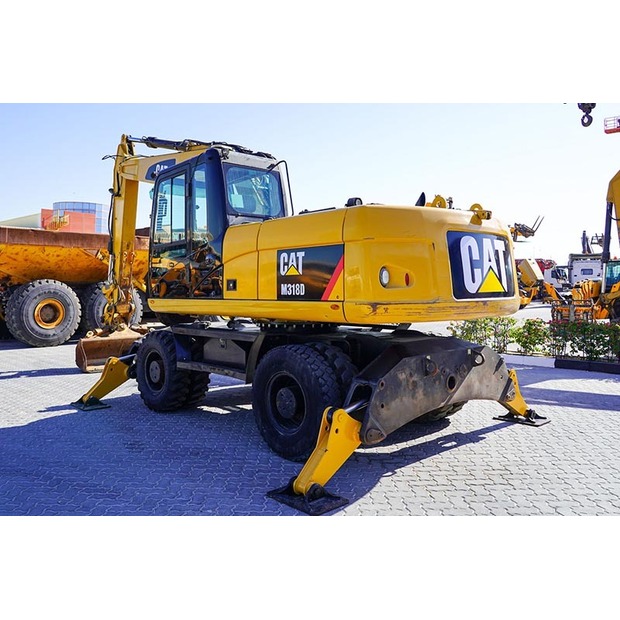 2012 كاتربيلر M318D-46944769